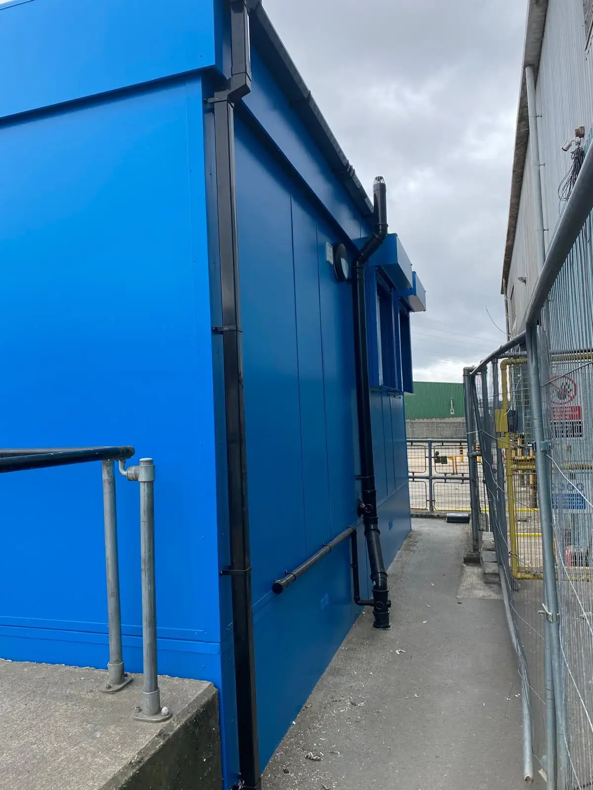 Poole Recycling Centre Modular Unit - Blue External Rear