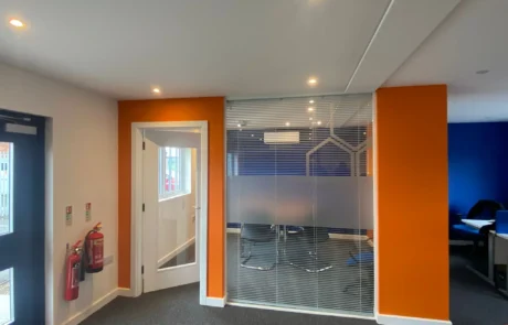 HiTek Electrical Modular Office - Glass Partion